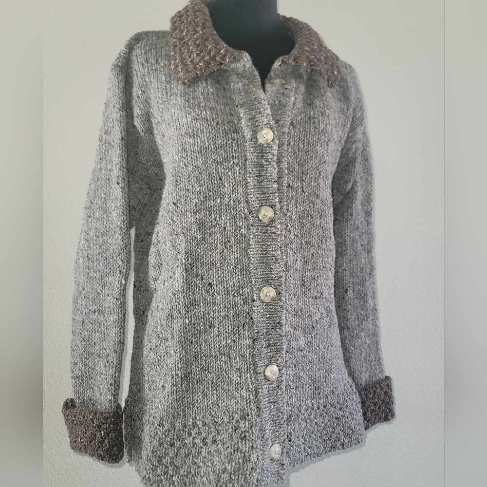 100% Pure New Wool Sweater Handloomed In  Ireland Women's Size L